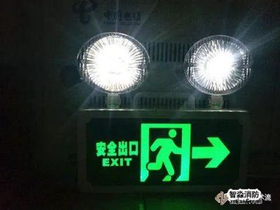 雙頭應急燈的蓄電池多久需要更換？這部國標給